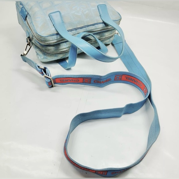 259 Chanel CC Travel Line Bag (w/ Strap & Orig. Auth. Card) - Picture 3 of 9